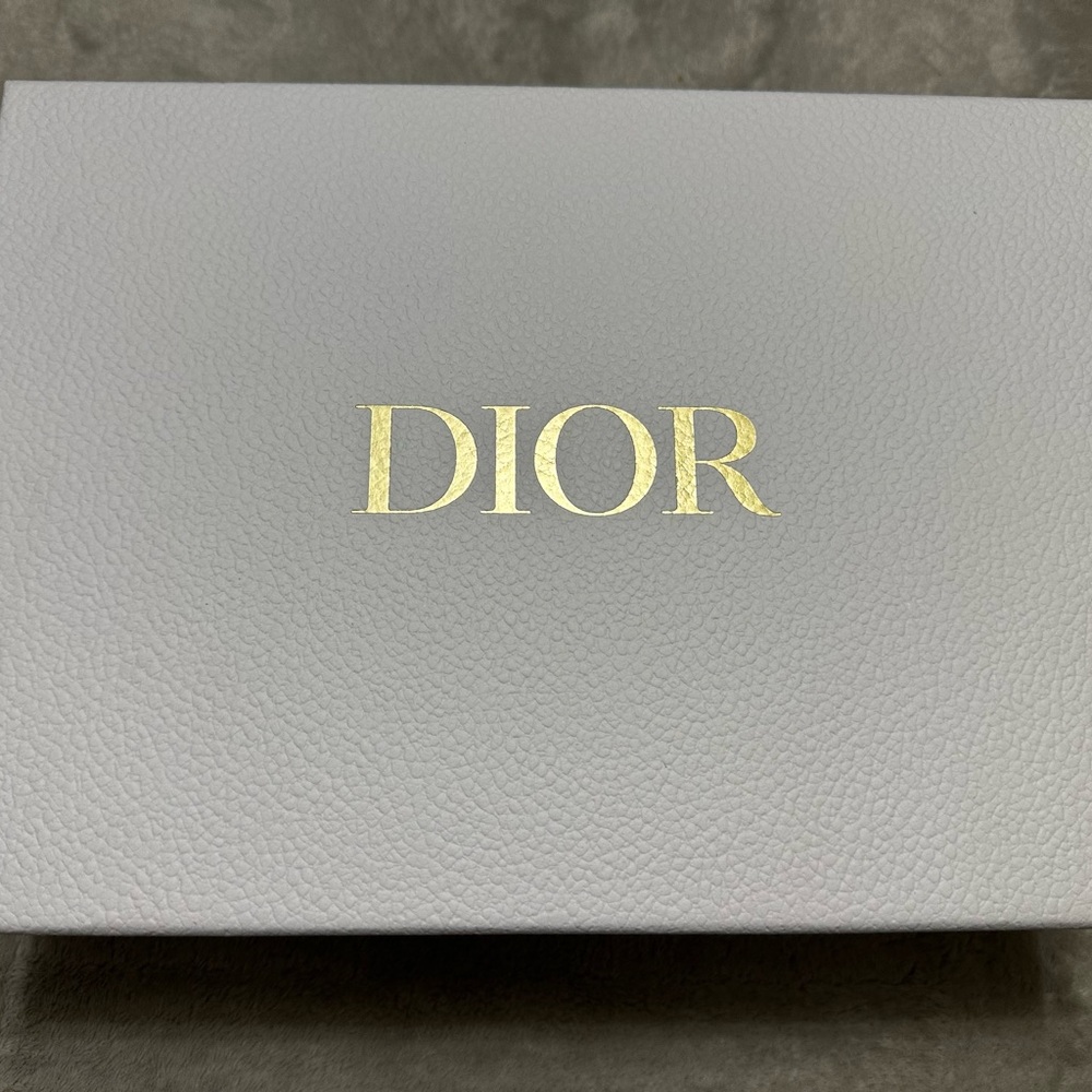 Dior shoes box new ( empty )